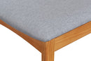 Cadeira Gal Nozes Tecido Cinza detalhe da cor do tecido do assento